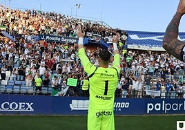 Palomares se dirige a la afición del Mérida para agradecerle su apoyo.