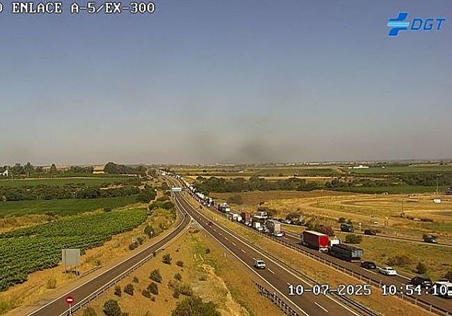 Retenciones que se han producido en la A-5 tras el accidente mortal.