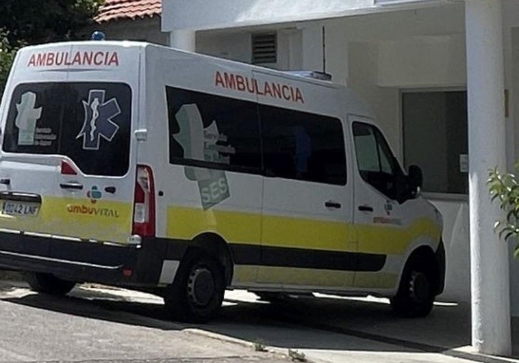 Heridos cuatro niños y una mujer de 40 años en un choque entre un camión y un coche en la A-66 en Zafra