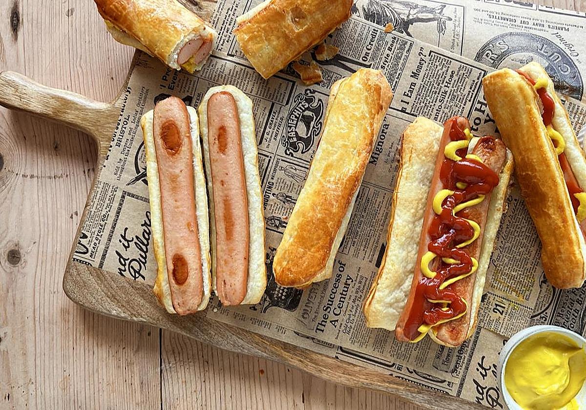 Perritos calientes con pan de hojaldre