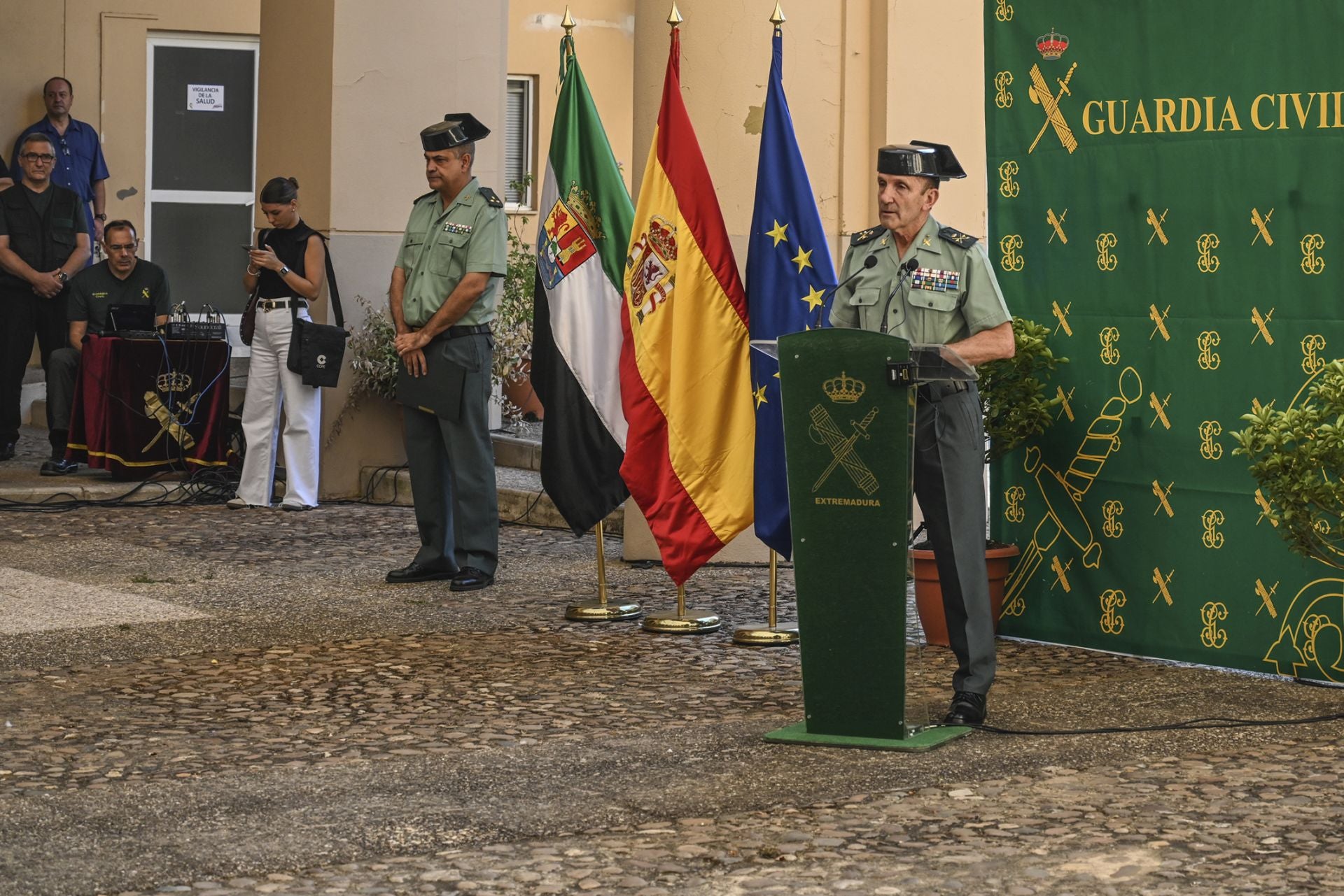 Fotos | La Guardia Civil homenajea a los 28 guardias civiles extremeños que fueron asesinados por ETA