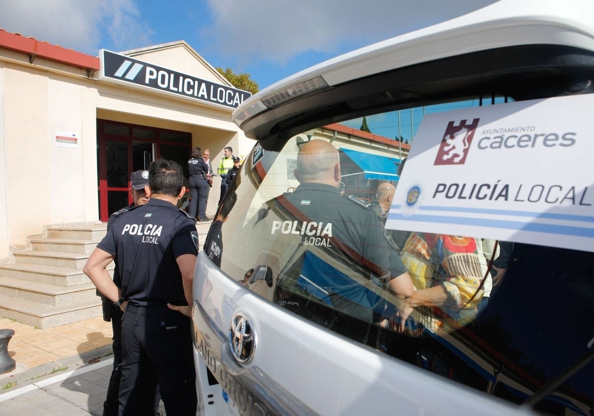 Capturan al perro que atacó a una persona en un parque infantil de Cáceres