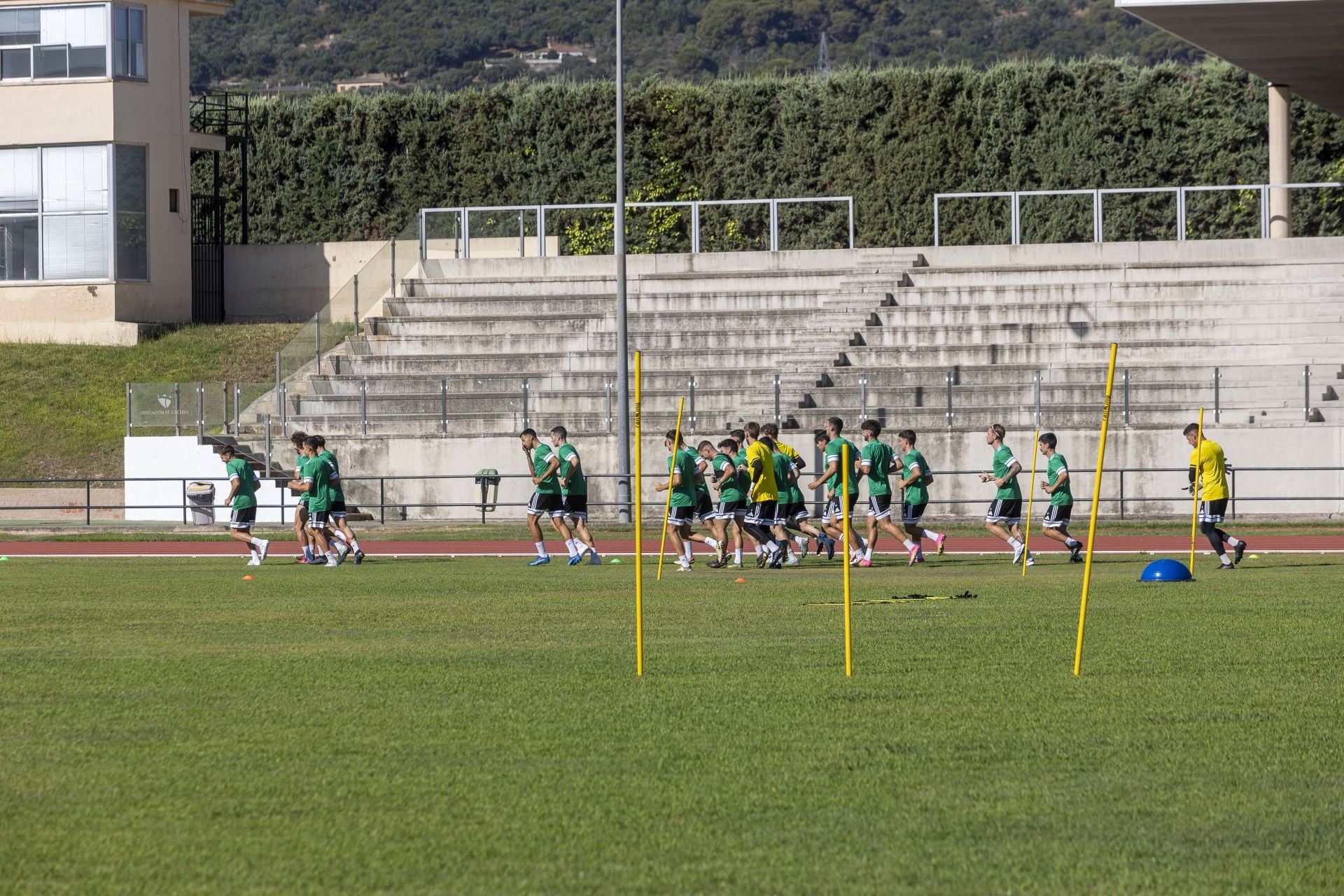 Fotos | El Cacereño comienza su pretemporada