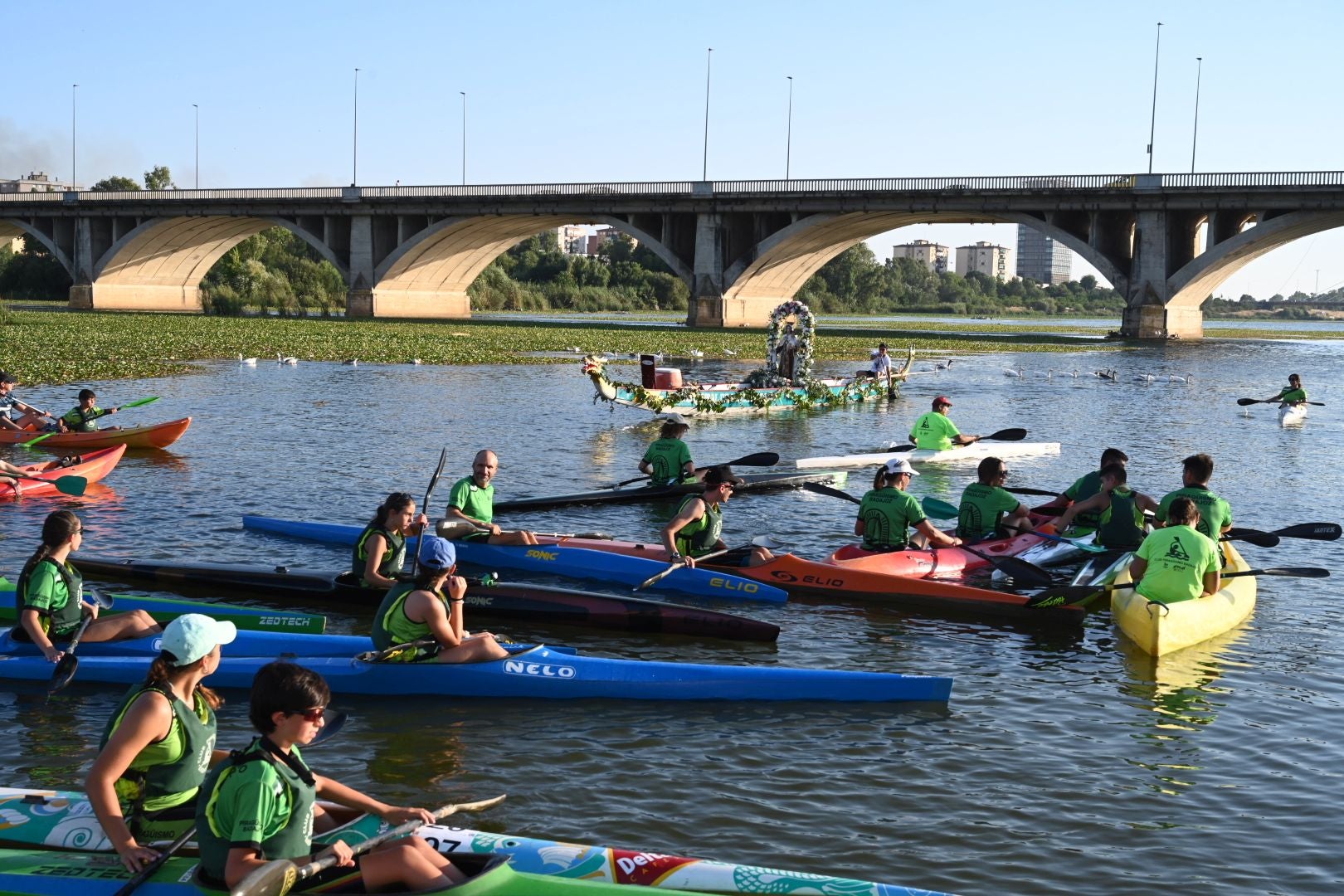 Así ha sido la procesión de la Virgen del Carmen en Badajoz