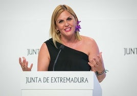 Elena Manzano, consejera de Hacienda de la Junta de Extremadura.