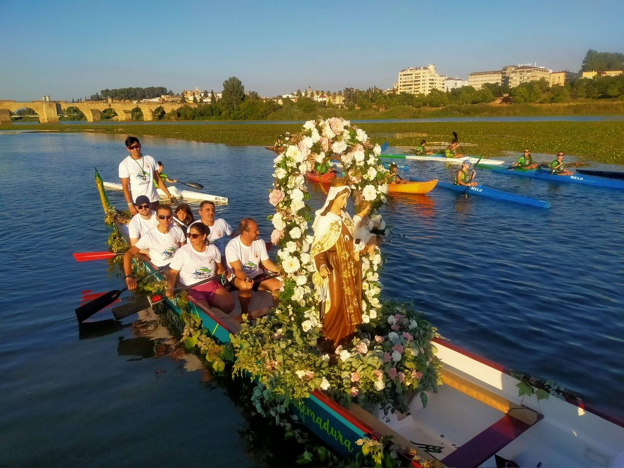Así ha sido la procesión de la Virgen del Carmen en Badajoz