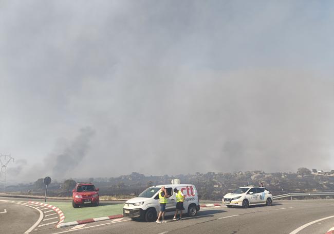 Imagen del incendio declarado esta tarde en Trujillo.