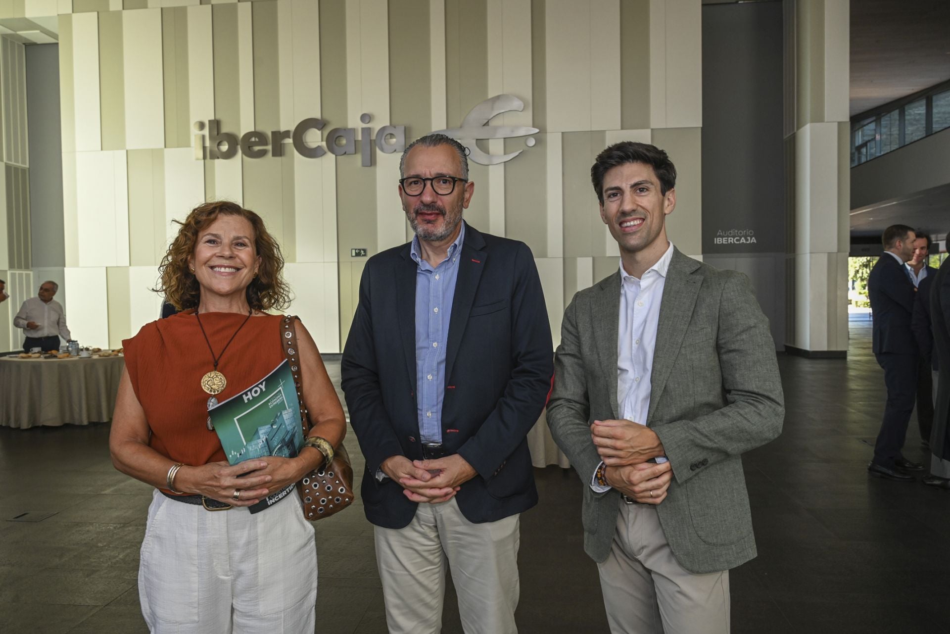 Mar Cabezas, Alfredo Fondón y Ricardo Sánchez. 