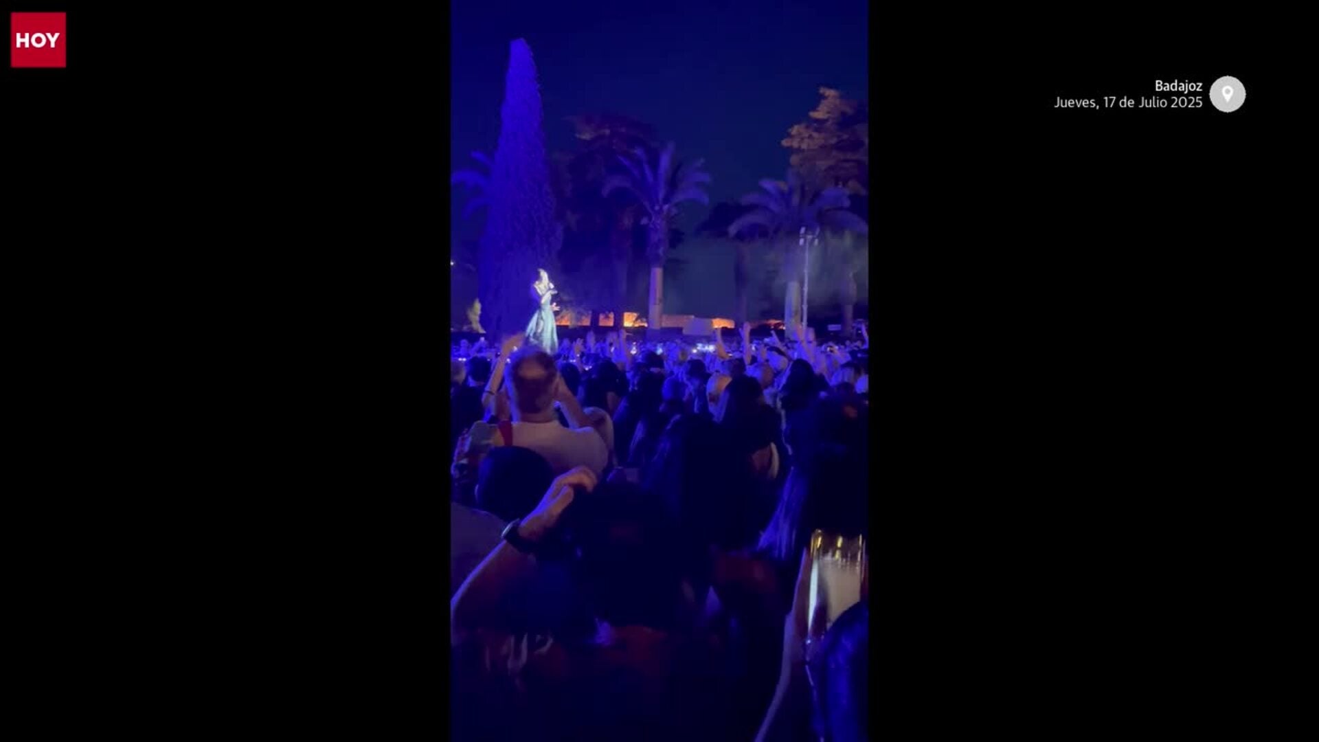 Amaral revoluciona a más de 6.000 fans en la Alcazaba de Badajoz