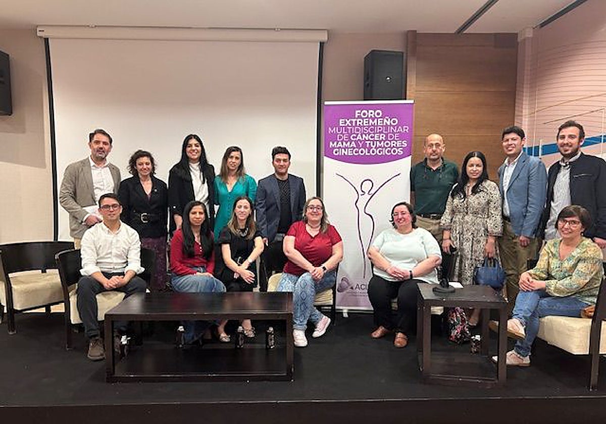 Integrantes del Comité Multidisciplinar de Cáncer de Mama de Cáceres.