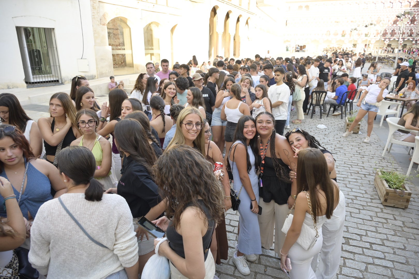 12 horas de cola para ver a Cano en el Alcazaba Festival
