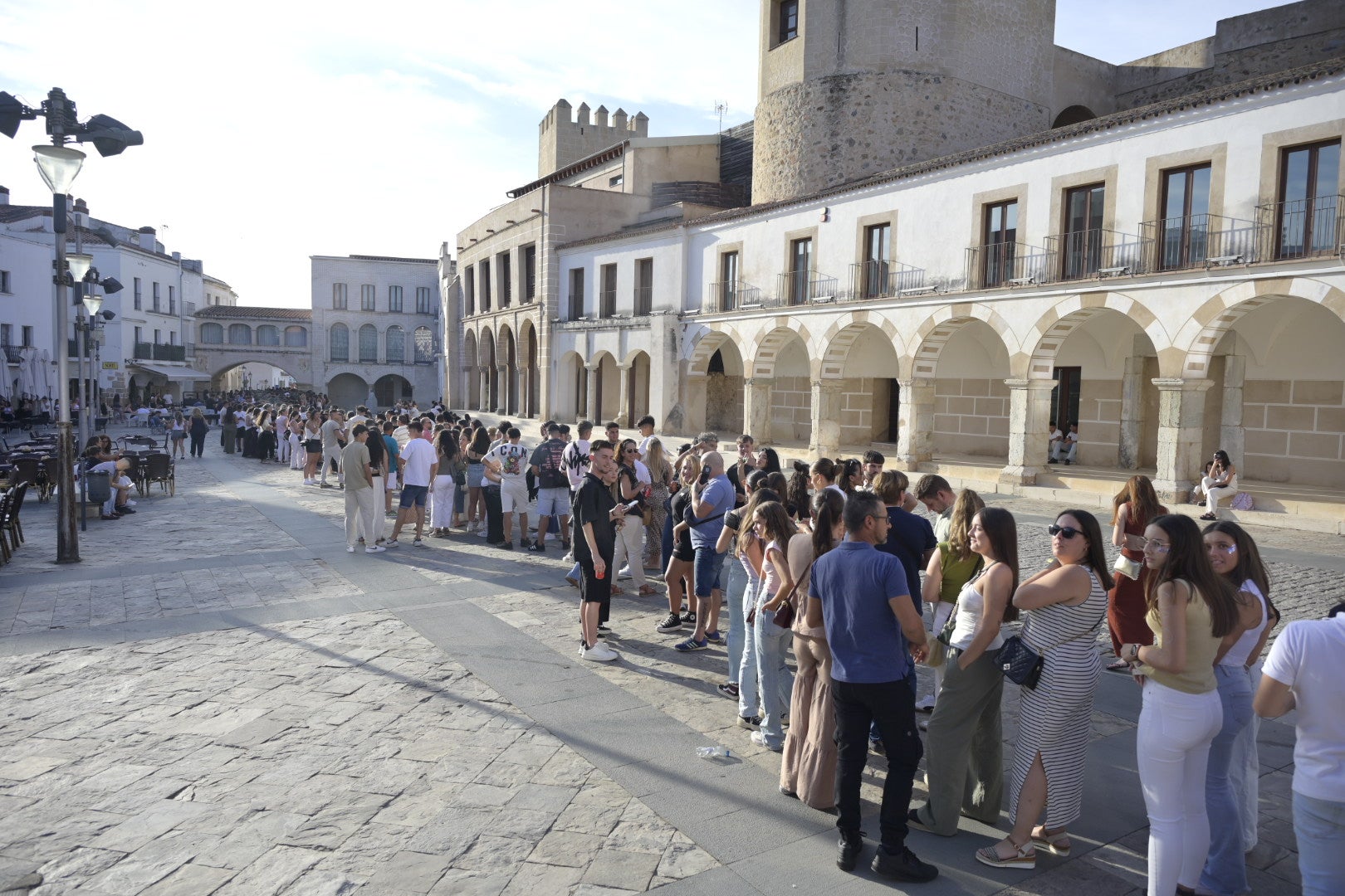 12 horas de cola para ver a Cano en el Alcazaba Festival