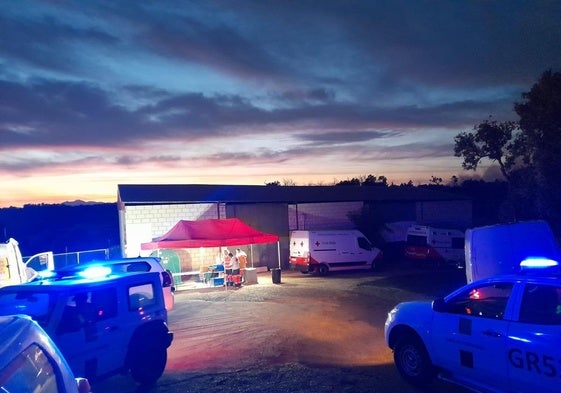 Albergue provisional de Cruz Roja Extremadura ante el avance del incendio, en coordinación con 112 Extremadura