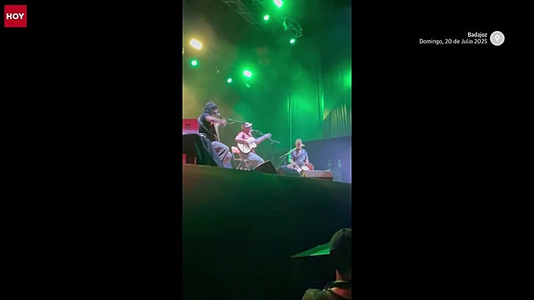 Manu Chao llena la Alcazaba de buen ambiente