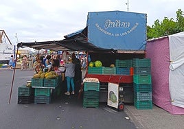 Vendedor de Salvatierra, la pasada semana en O Grove.