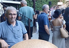 Luis García fotografiado el pasado jueves en El Corral de las Cigüeñas antes de una actuación.