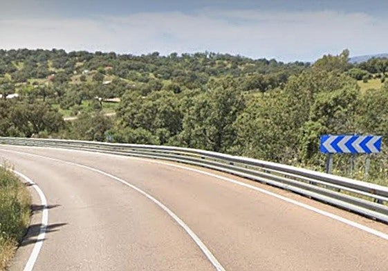 Kilómetro 50 de la EX-102, cerca de Logrosán.