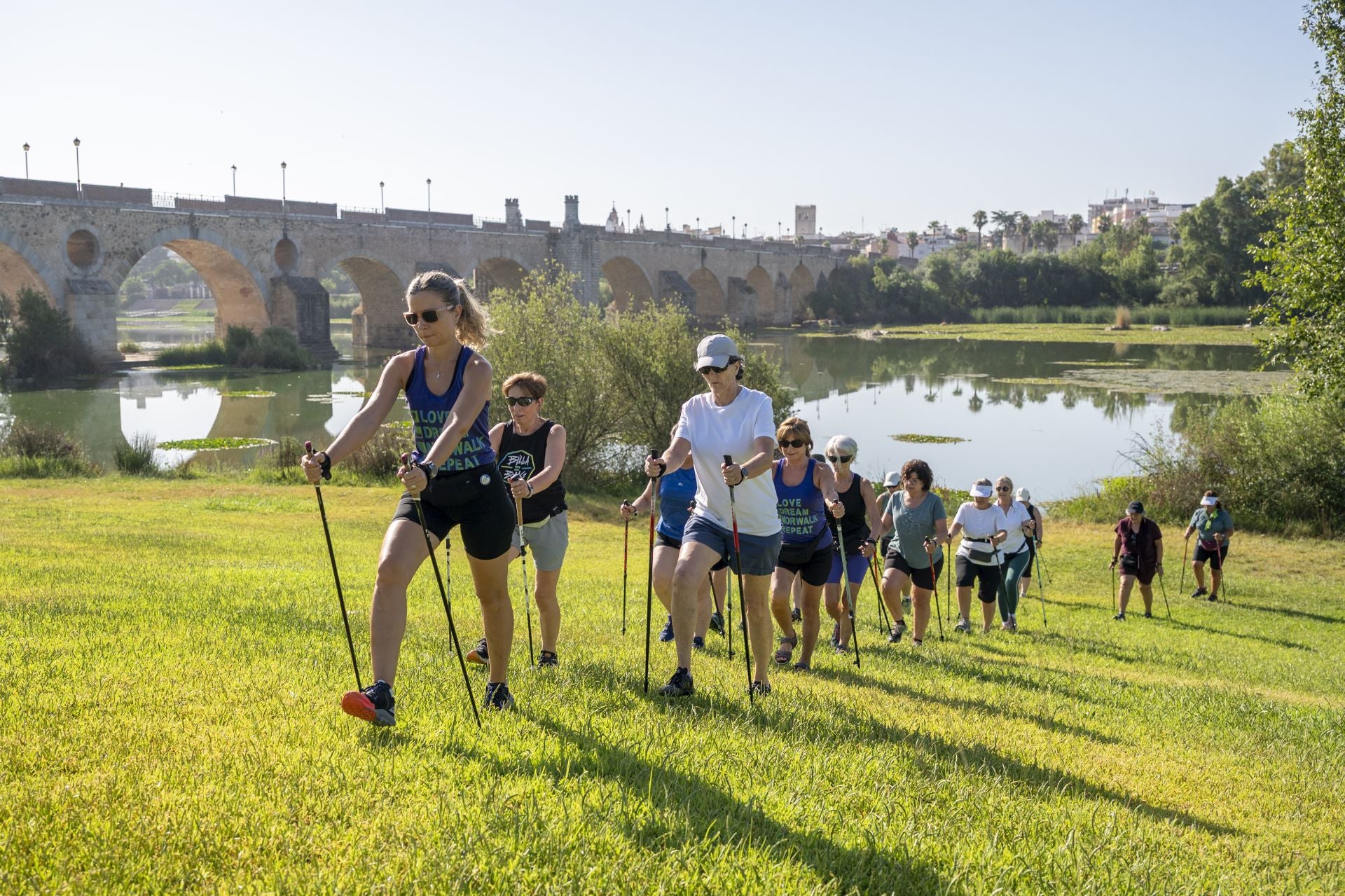 Fotos | Así practica Badajoz la marcha nórdica