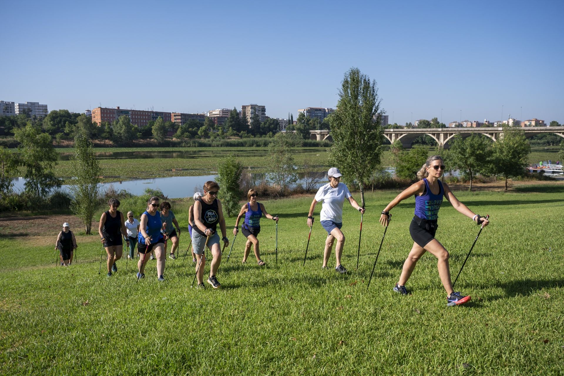 Fotos | Así practica Badajoz la marcha nórdica