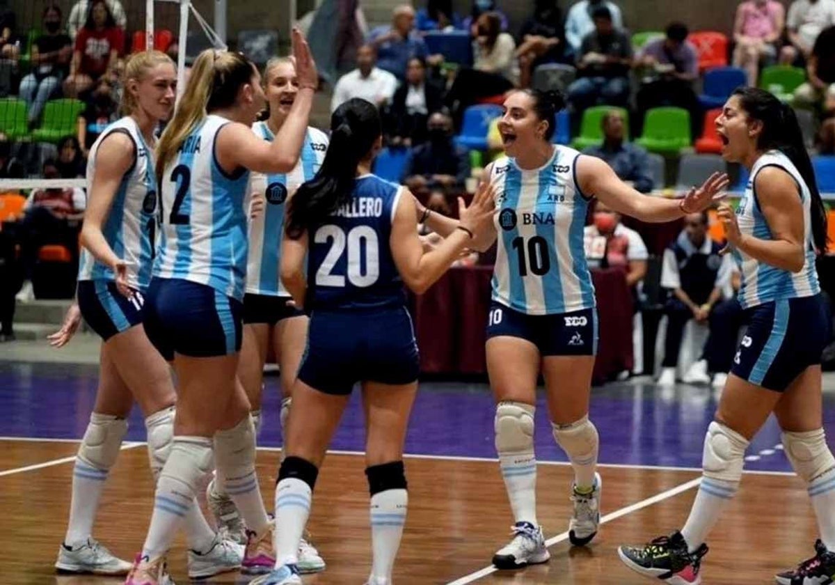 Juana Giardini con la sub-23 argentina.