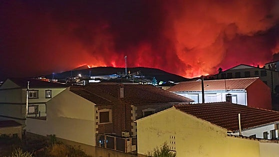 Así ha trabajado la UME durante la noche en Las Hurdes