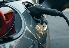 Dónde cargar tu coche eléctrico si pasas por Extremadura este verano: consulta el mapa