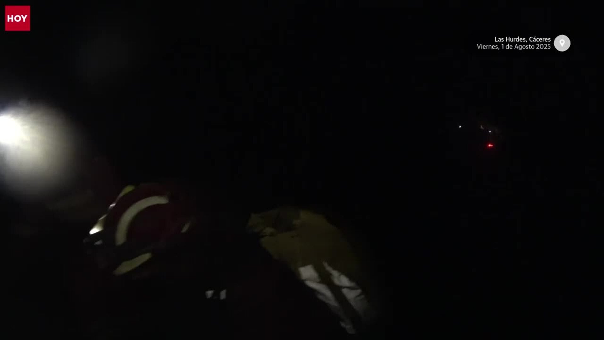 Estas son las actuaciones nocturnas de la UME en el incendio forestal de Las Hurdes