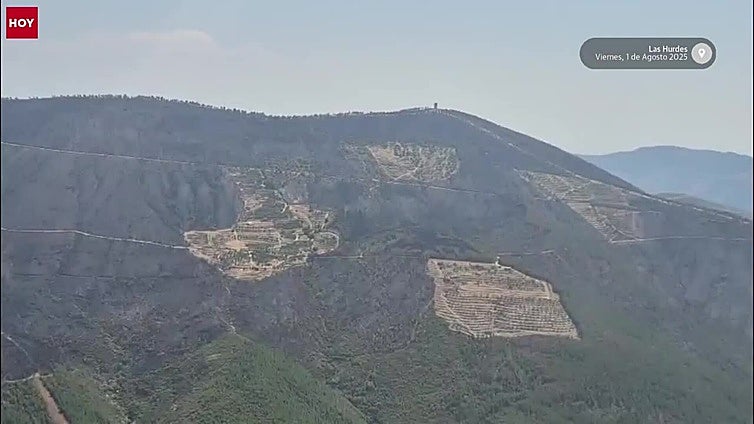 El incendio de Las Hurdes se da por estabilizado pero Avellanar se mantiene evacuada