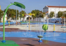 'Ciudad de la Infancia' con su parque de caños de agua.