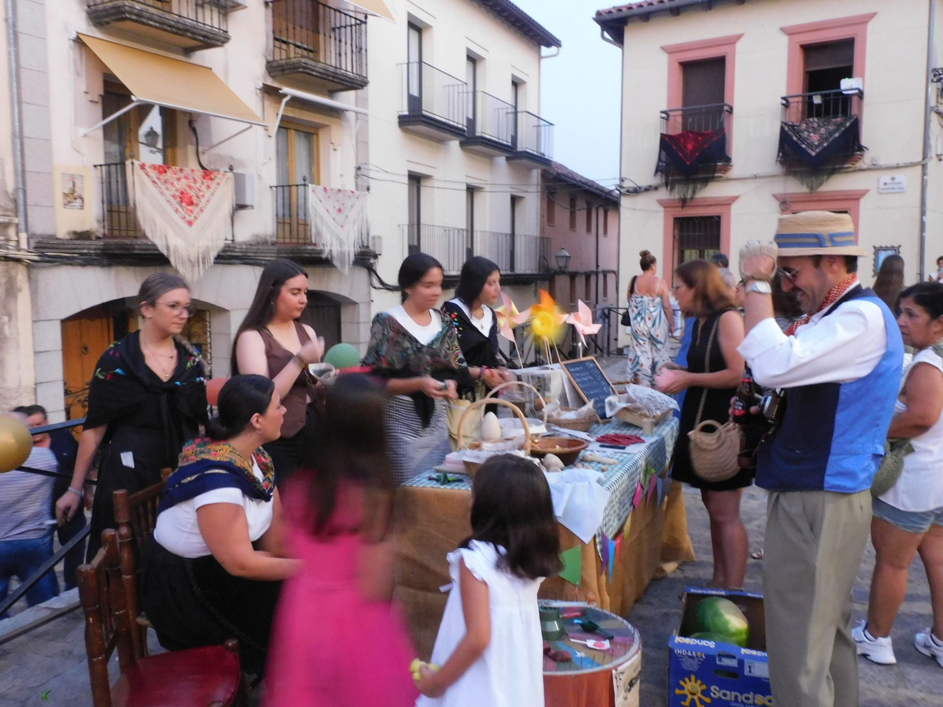 Jarandilla revive los antiguos oficios en una jornada muy animada