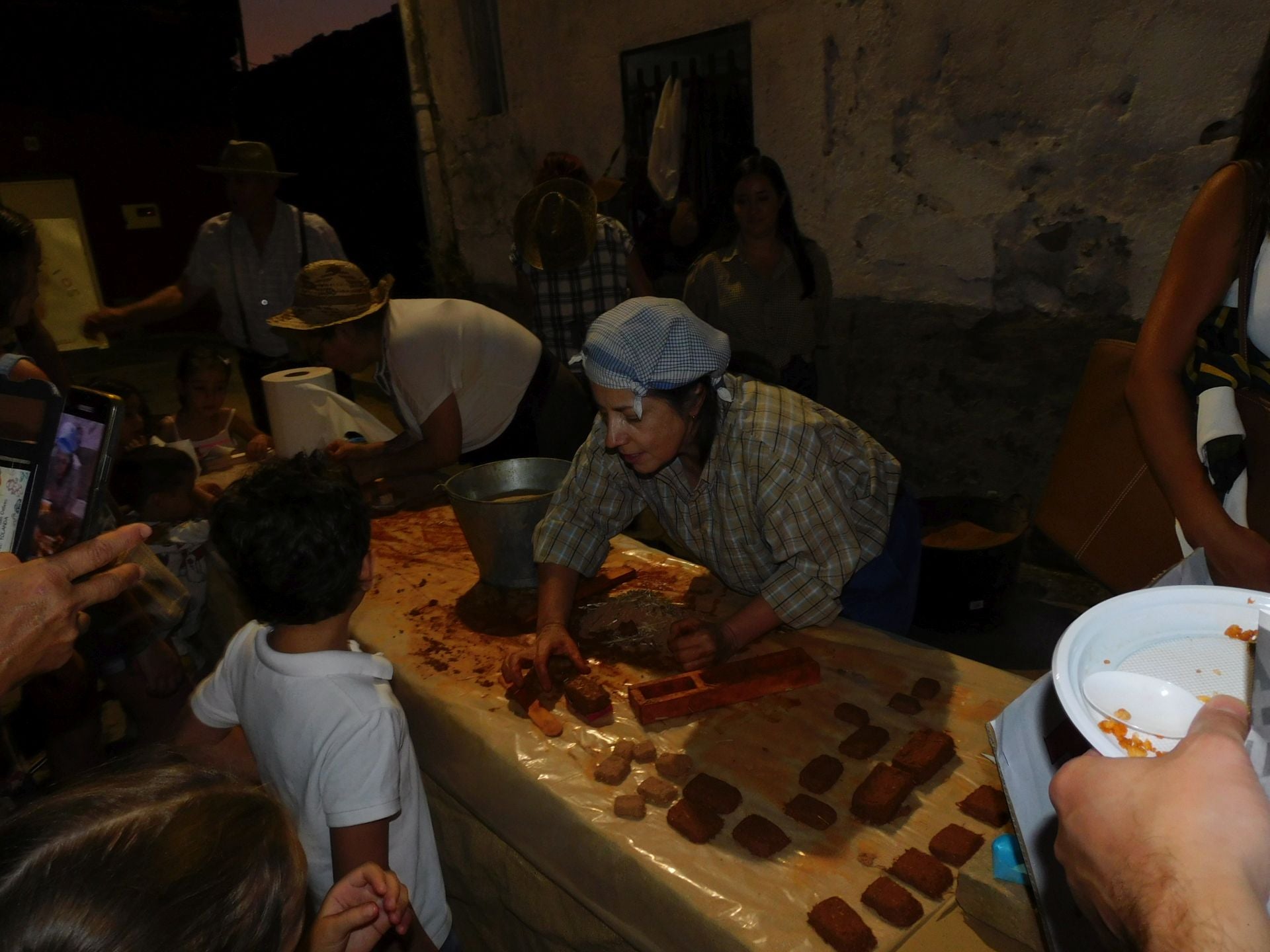 Jarandilla revive los antiguos oficios en una jornada muy animada