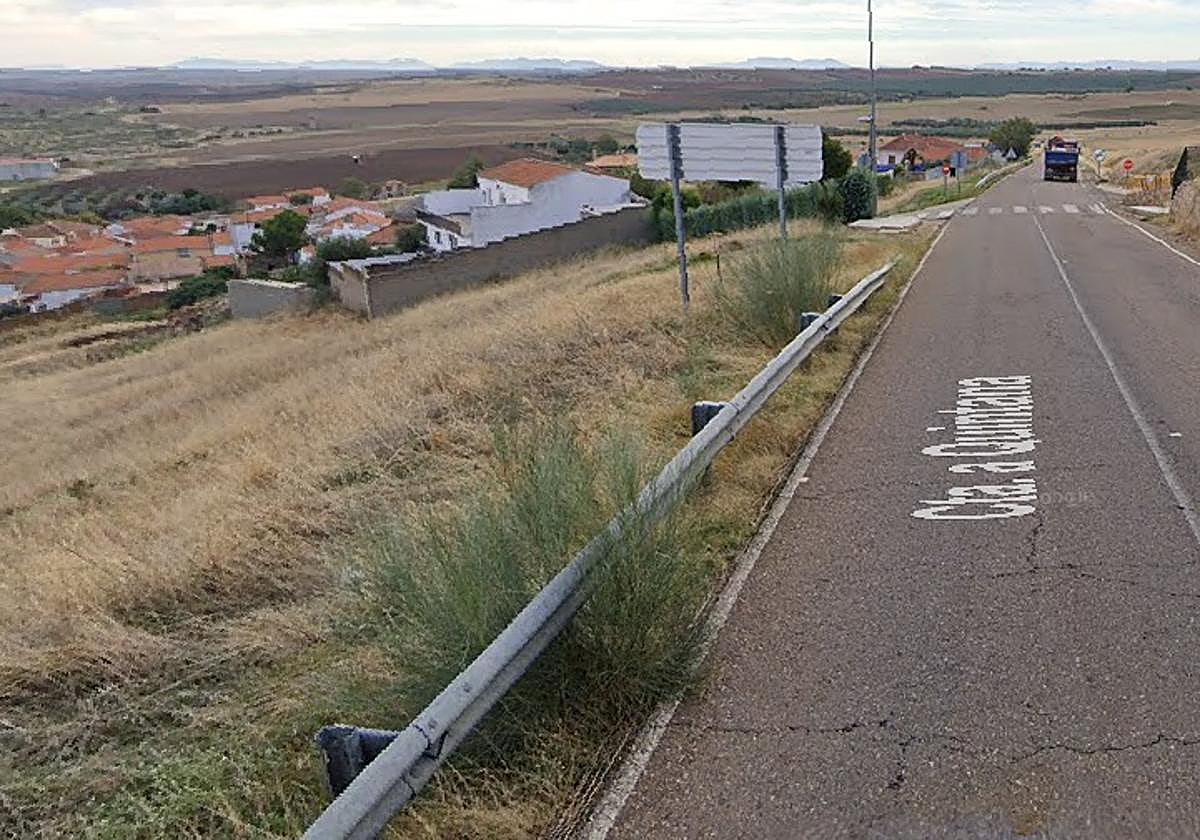 Carretera BA-084, a la altura de Magacela.