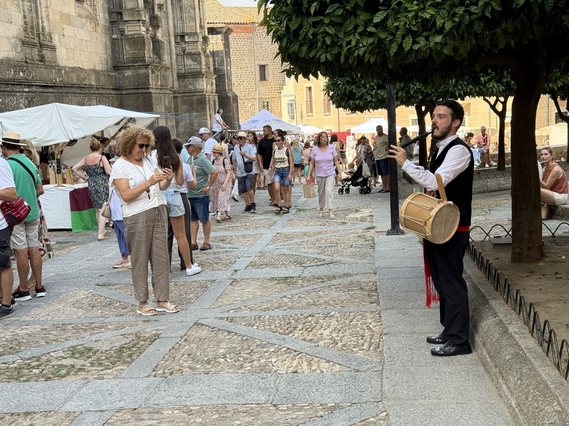 La celebración del Martes Mayor en Plasencia, en imágenes