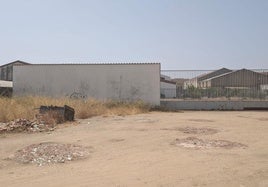 El cuerpo de la mujer de 34 años fue hallado en una nave de Don Benito.