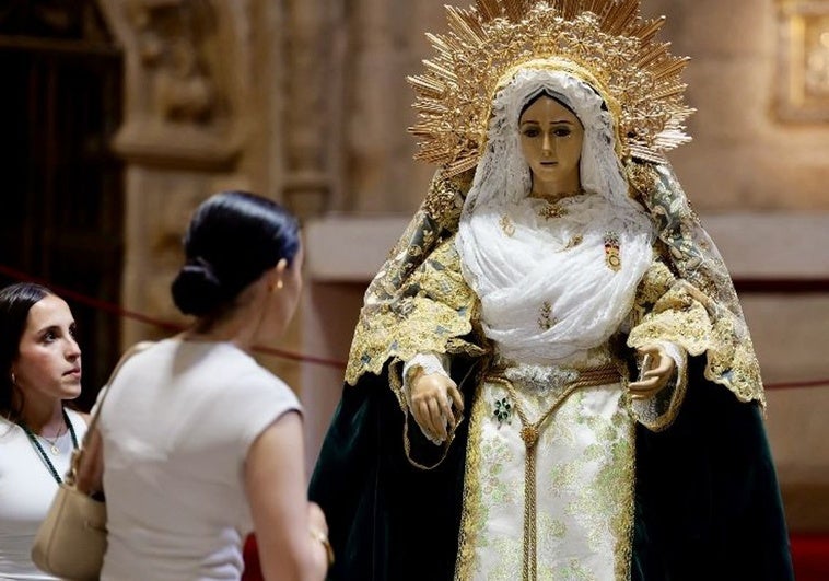 La Virgen de la Esperanza de Cáceres estará cuatro meses en Sevilla para ser restaurada