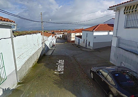 Calle Hernán Cortés de Holguera.