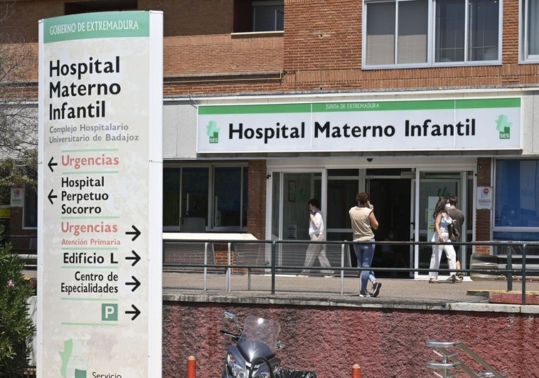 La matronas del Materno Infantil de Badajoz denuncian falta de personal y medios