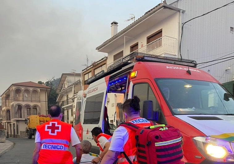 Rescatados 19 vecinos de Cabezabellosa que permanecían encerrados en el pueblo