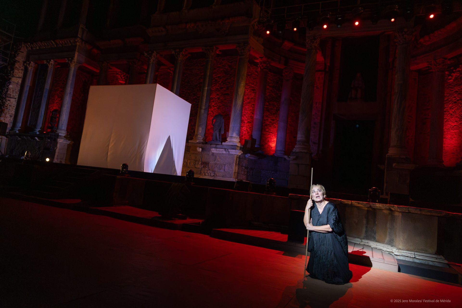 &#039;Las Troyanas&#039;, del Festival de Teatro de Mérida, en imágenes