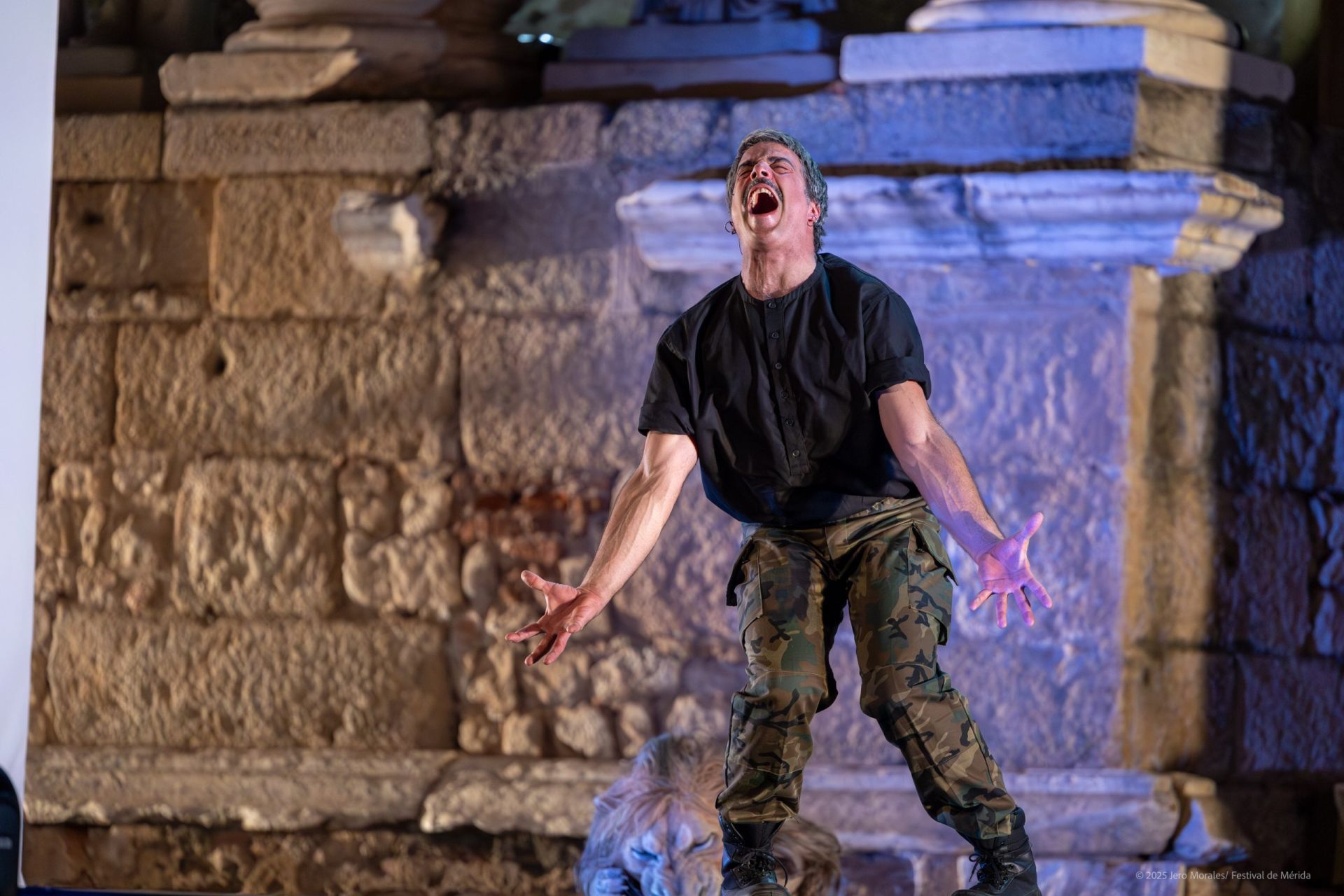 &#039;Las Troyanas&#039;, del Festival de Teatro de Mérida, en imágenes