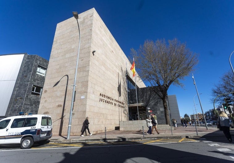 Piden seis años y medio de cárcel por agredir sexualmente a su pareja con discapacidad intelectual