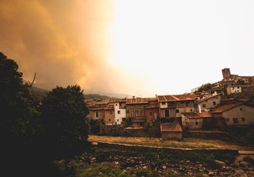 Medios de Eslovaquia y Alemania se incorporarán al incendio de Jarilla, que ya ha arrasado 11.000 hectáreas