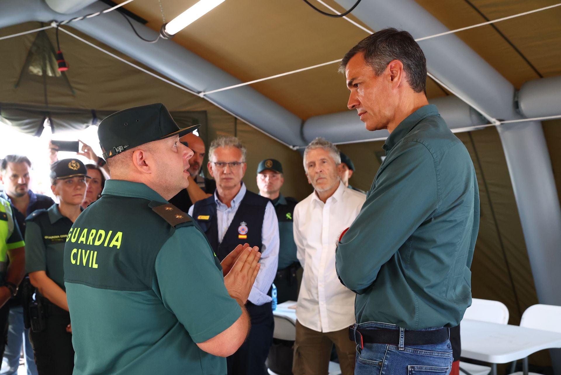 Fotos | Así ha sido la visita de Pedro Sánchez a Extremadura al incendio de Jarilla