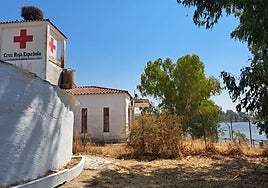 Puesto de Cruz Roja en el embalse de Proserpina, en la mañana del jueves.