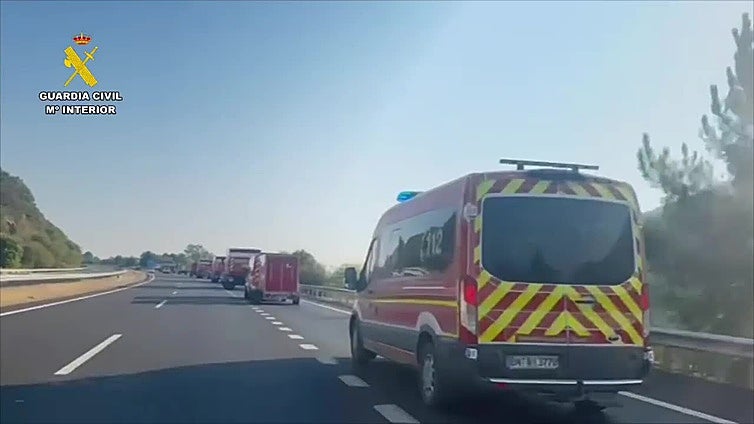 El dispositivo de bomberos alemanes se repliega y vuelve a su base tras dar por controlado el incendio de Jarilla