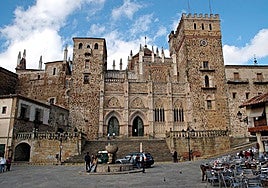 Herido grave un hombre de 66 años tras una cornada en un festejo taurino celebrado en Guadalupe