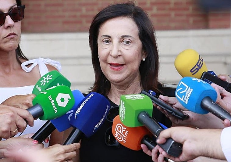 Robles acusa a las comunidades del PP afectadas por los incendios de no cumplir con sus obligaciones