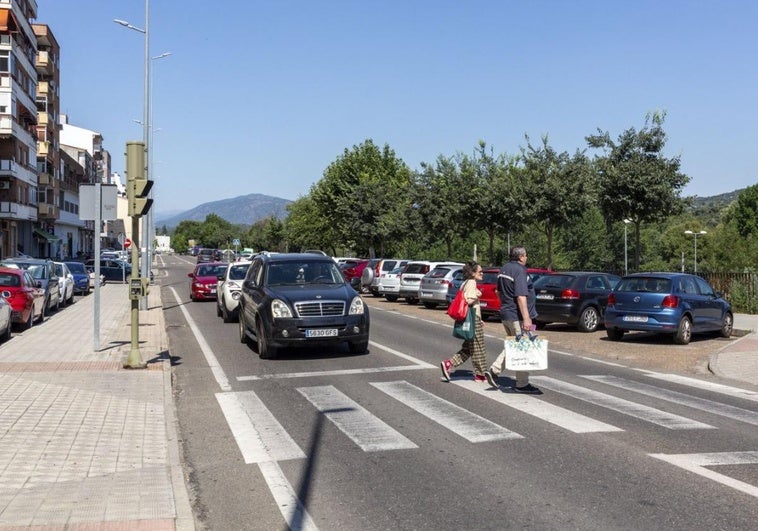 Plasencia aceptará la titularidad de las travesías de la N-110 y la N-630A
