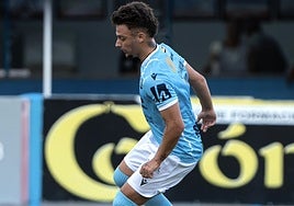 José Currás durante el partido ante el Real Ávila.