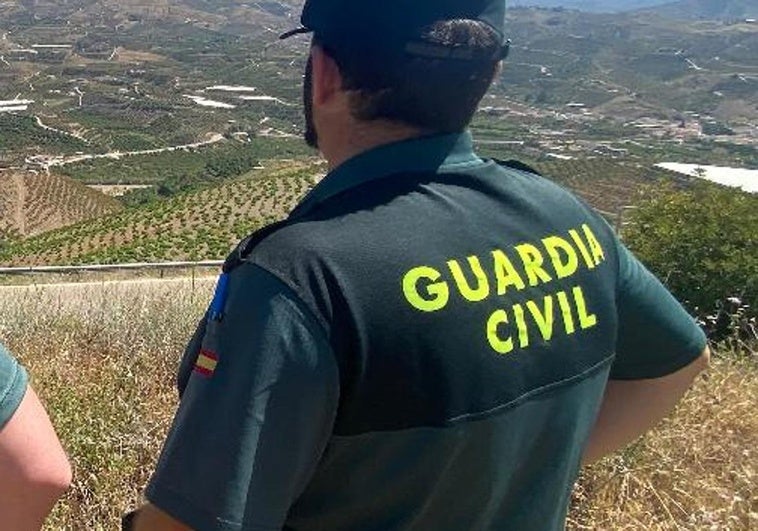 La Guardia Civil investiga el hallazgo de un cadáver en una finca próxima a Logrosán